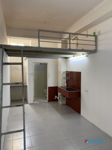 Cho thuê phòng trọ có gác, 18m2 ngay chợ Nhất Chi Mai