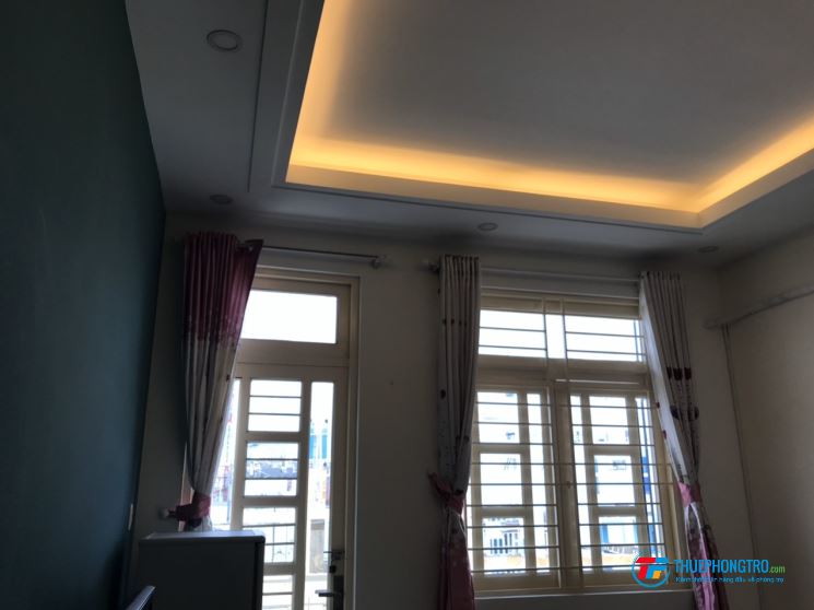 PHÒNG ĐẦY ĐỦ TIỆN NGHI GIÁ RẺ 800 LẠC LONG QUÂN