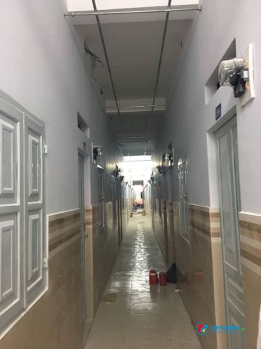 Phòng trọ đường Lê Đình Cẩn, Q.Bình Tân, có thang máy, gác lửng, giá 1.8 triệu/tháng