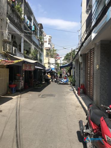 Phòng cho thuê có ban công, Nguyễn Văn Thương, P25, Q.Bình Thạnh