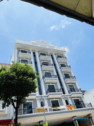 Cho thuê căn hộ dịch vụ mới ngay Tân Hương
