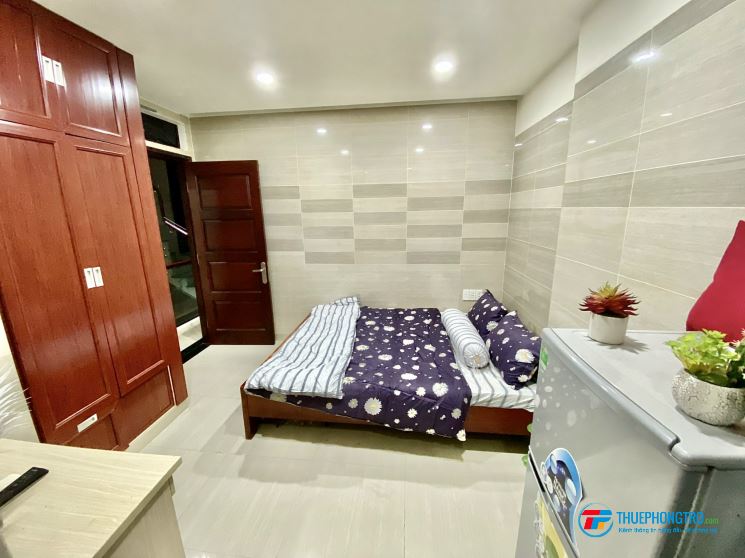 Cho thuê căn hộ dịch vụ full nội thất như hình ngay ngã tư Phú Nhuận, đường Đoàn Thị Điểm