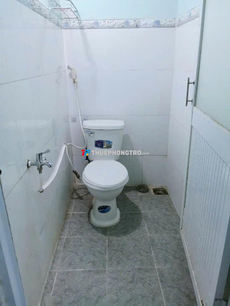 Phòng trọ đường Dương Quảng Hàm, 16m2, 1.800.000đ/tháng