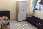 Phòng Ban Công Cửa Sổ. Thoáng Mát. Full Nội Thất. Ngay Ngã Tư Phú Nhuận