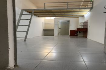 Cho thuê phòng trọ có gác, 18m2 ngay chợ Nhất Chi Mai