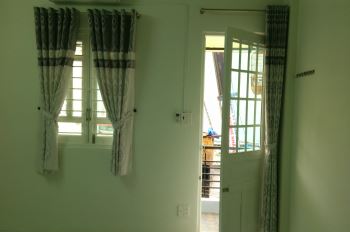 Phòng máy lạnh đầy đủ tiện nghi, sạch sẽ, thoáng mát, an ninh, yên tĩnh