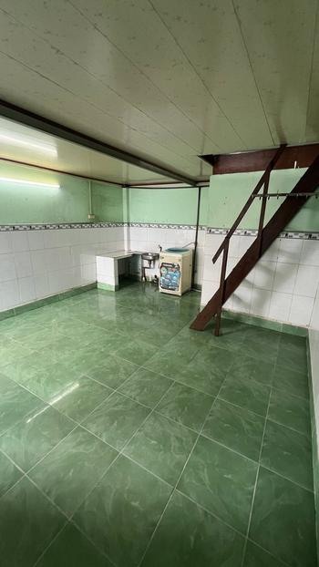 Cho thuê phòng 20m2 nguyên căn, phòng trống có 1 máy giặt, hẻm 566 Nguyễn Thái Sơn (gần cầu An Phú Đông), Gò Vấp