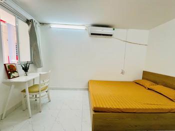 Phòng Studio full nội thất bancon 30m2 - 71 Hồ Bá Kiện Quận 10