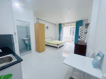 Phòng Studio full nội thất bancon 30m2 - 71 Hồ Bá Kiện Quận 10