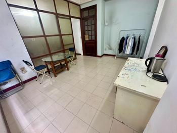 CHÍNH CHỦ - Cho thuê phòng trọ tầng 4 (nhà 5 tầng), ưu tiên nữ. Cách Hồ Hoàn Kiếm 1 km
