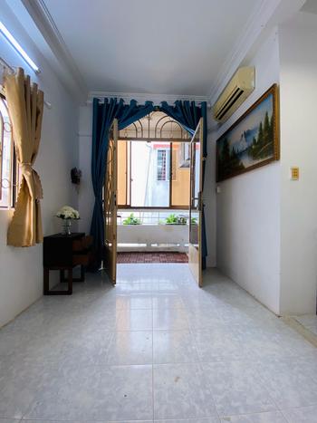 137 TRẦN ĐÌNH XU,Q1- STUDIO TÁCH BẾP LẦU 2- CÓ BANCOL- 30M2- FULL NT CAO CẤP- FREE XE- 5,5TR/TH