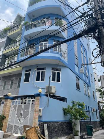 Chính chủ cho thuê phòng 35m2 tiện nghi đầy đủ gần chợ Bà Chiểu, ô tô đậu được trước nhà