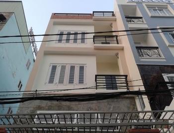 Cho thuê phòng trọ 18m2 gần công viên phần mềm Quang Trung Q12